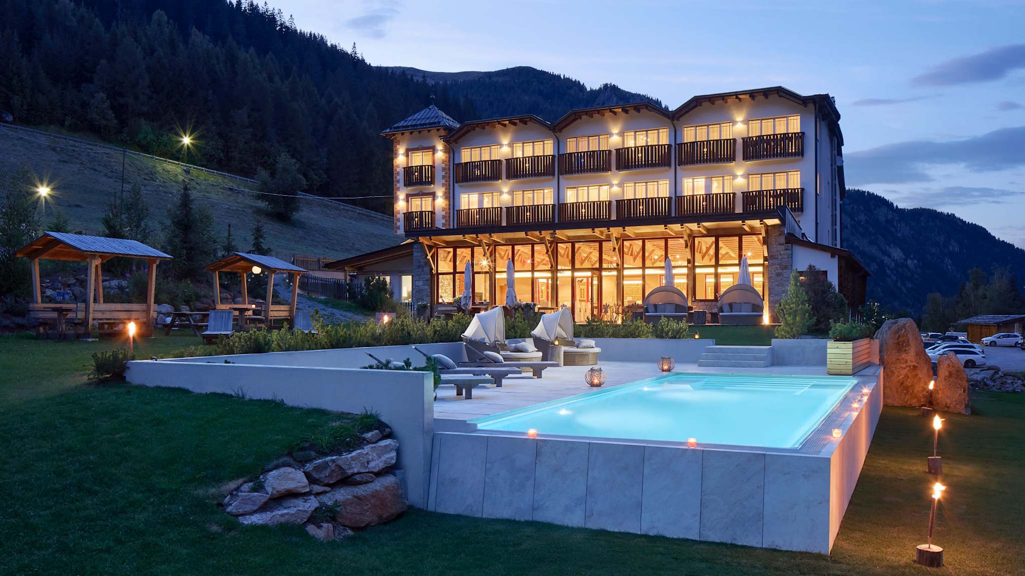 Pool © Hotel Bella Vista