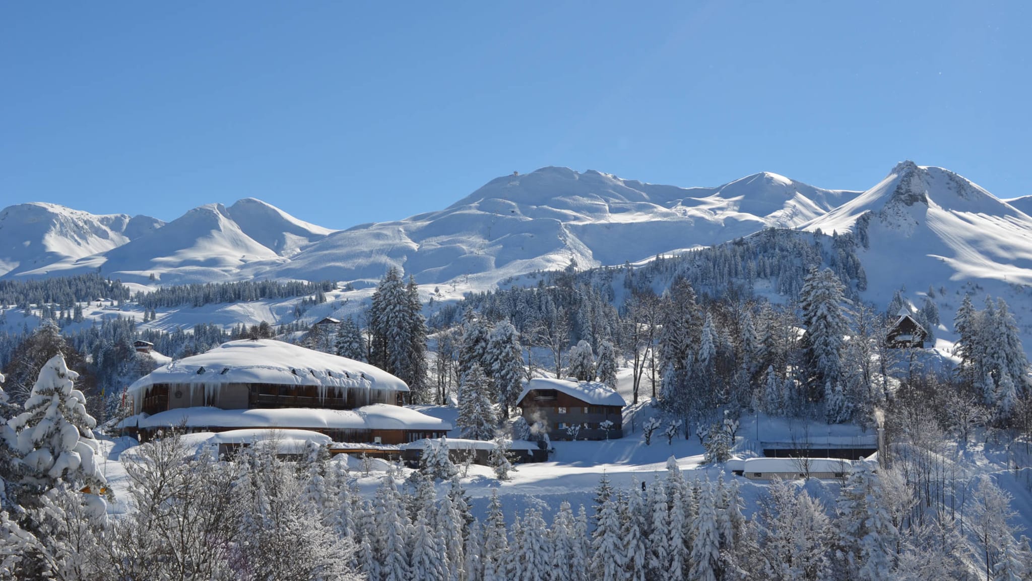 Hotelansicht Winter © Seminar- und Wellnesshotel Stoos