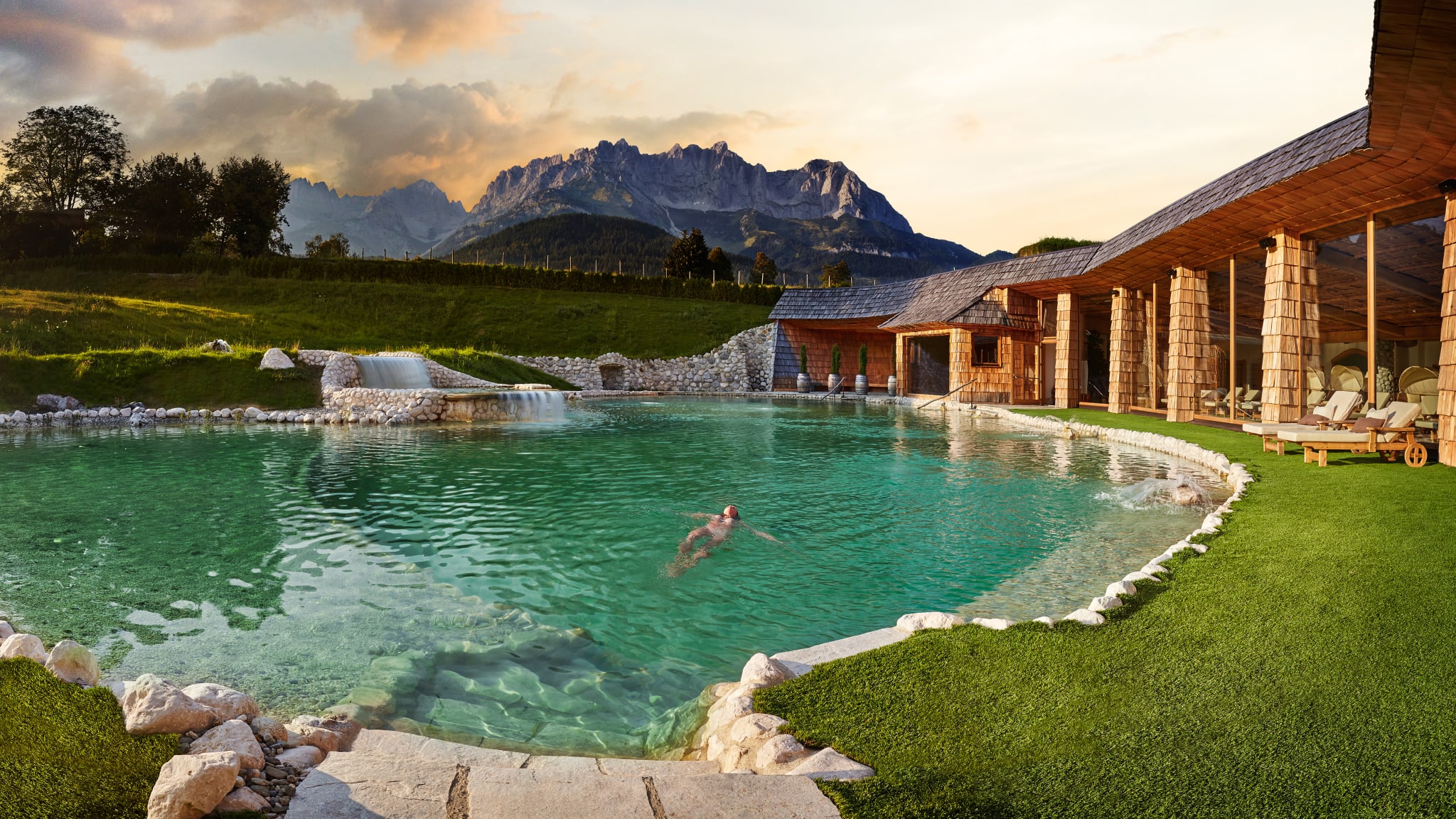 Pool © Eco hotel Stanglwirt