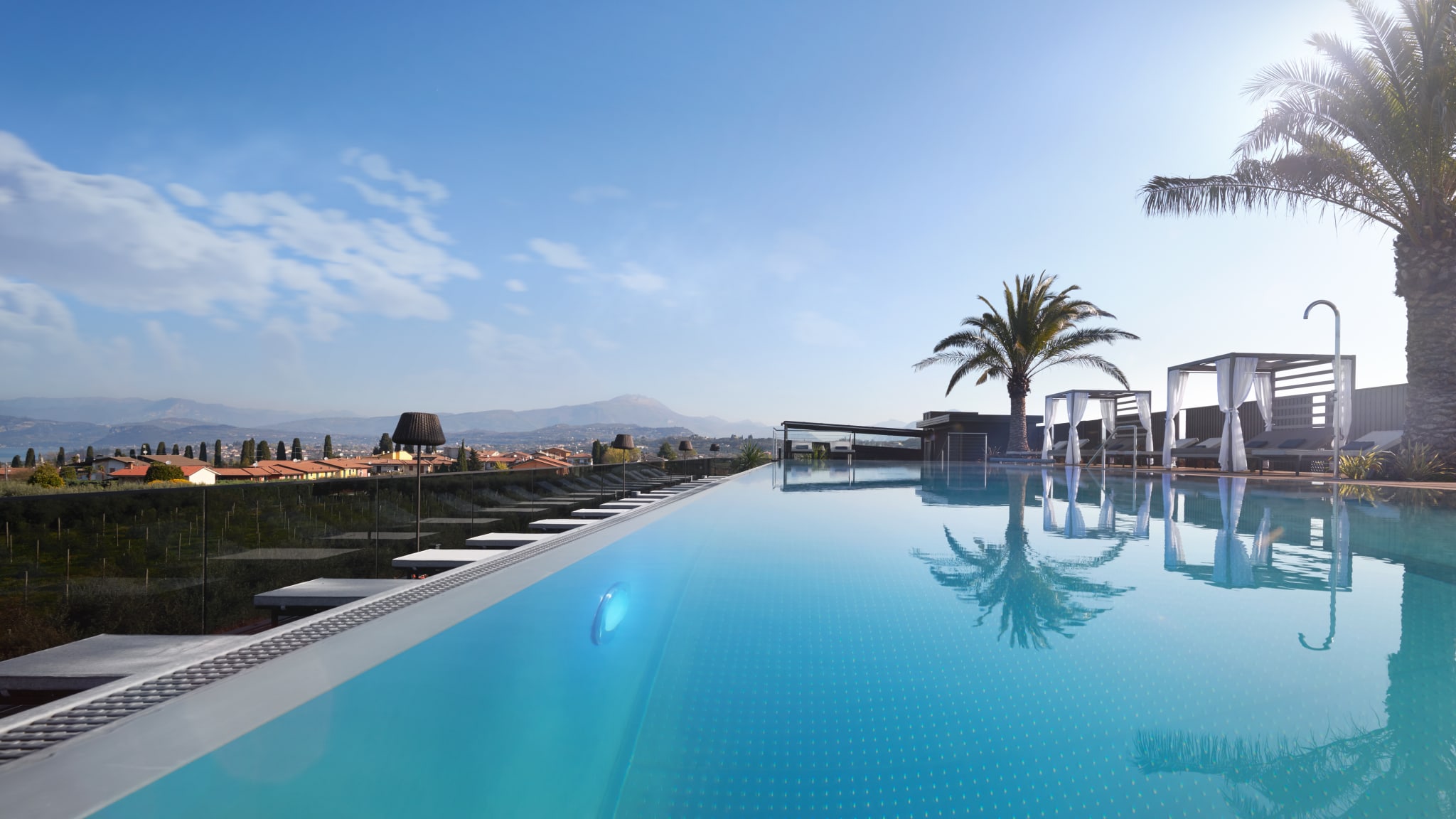 Pool © Quellenhof Luxury Resort Lazise