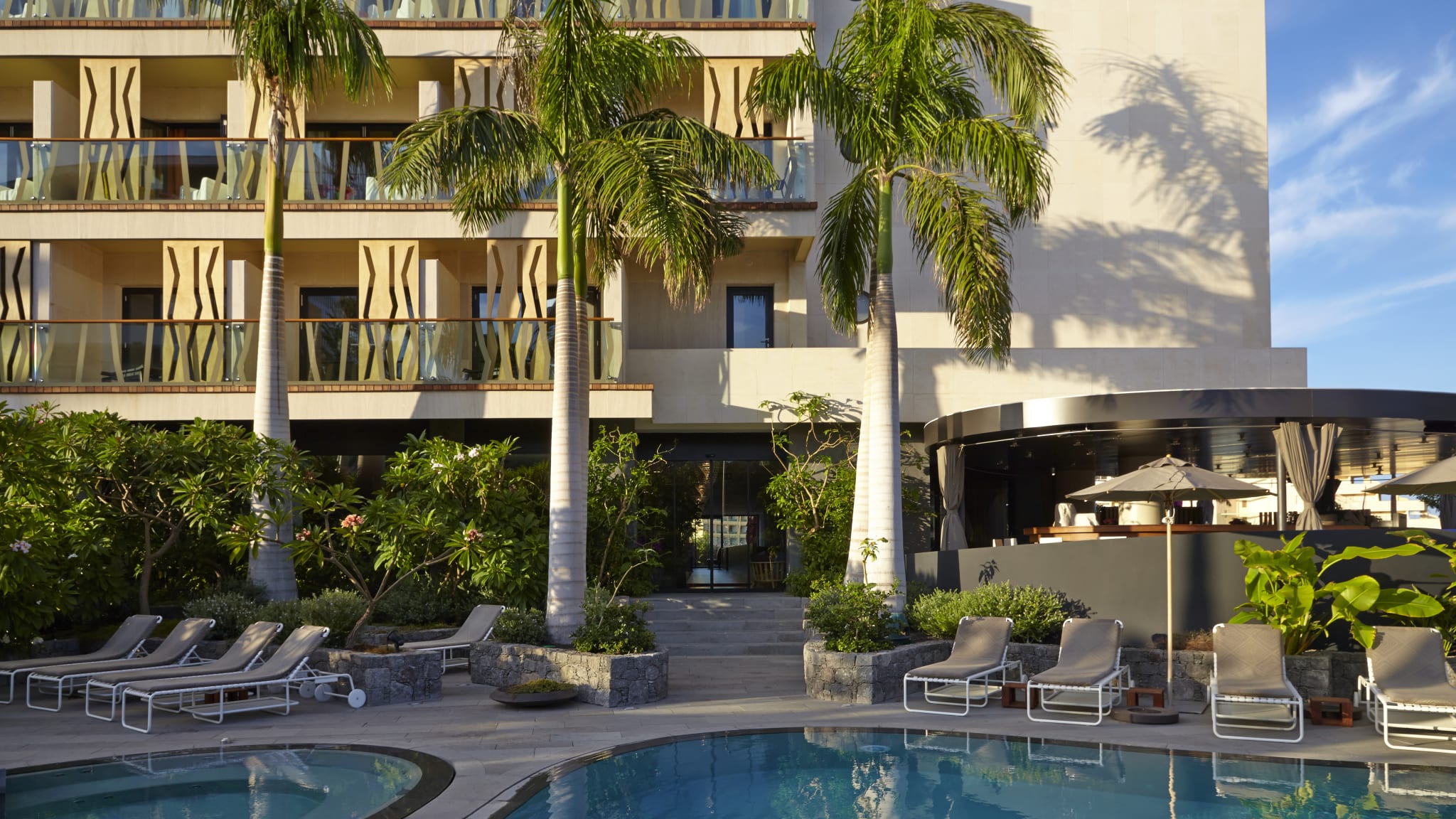 Pool © Bohemia Suites & Spa