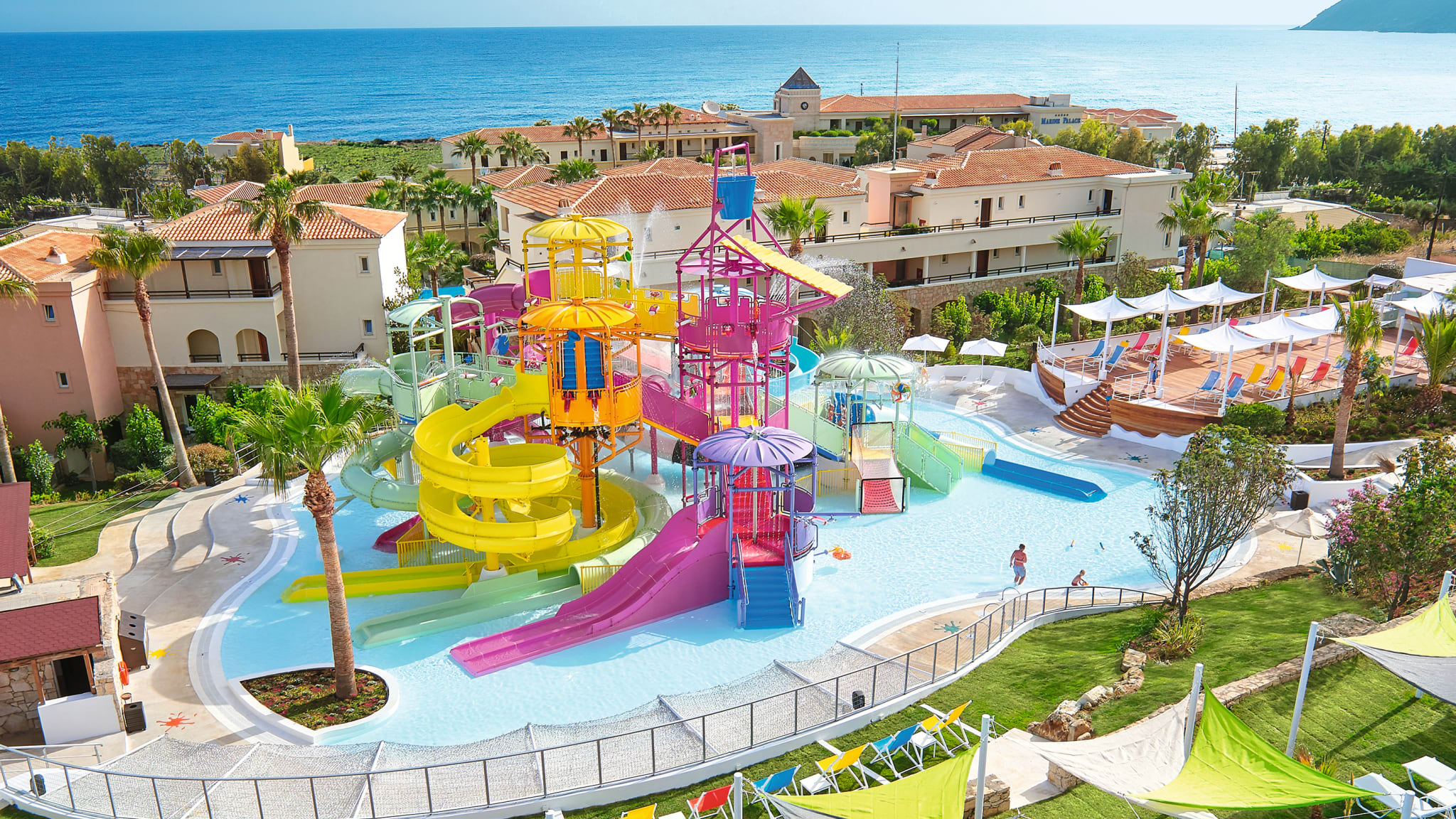 Außenansicht © Grecotel Casa Marina at Aqua Park