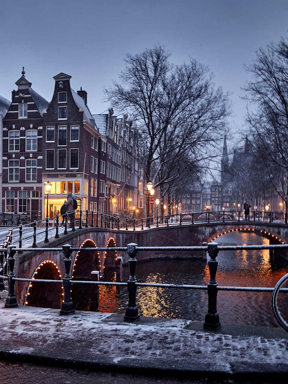 Amsterdam im Winter © 1111IESPDJ/E+ via Getty Images
