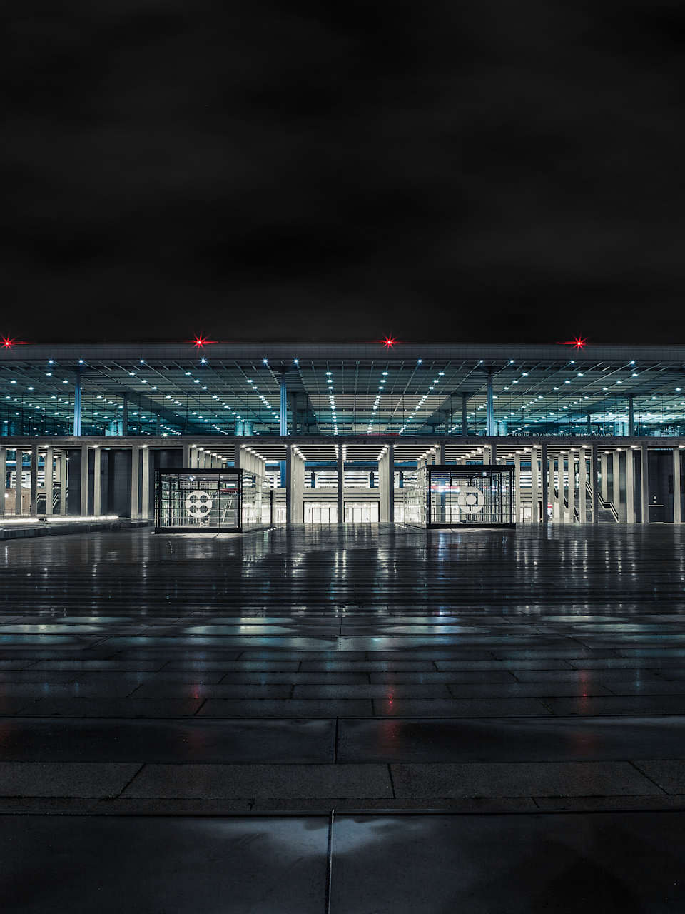 Flughafen BER, Berlin, Deutschland © stock.adobe.com - phanfphotography