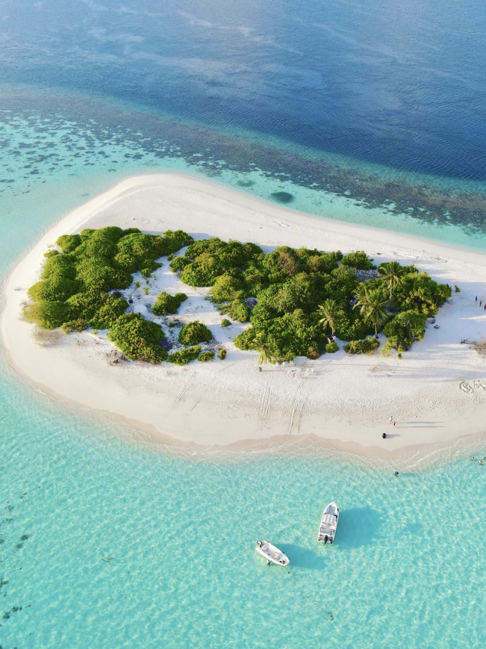 Kleine Malediven-Insel © steffie82/iStock / Getty Images Plus via Getty Images