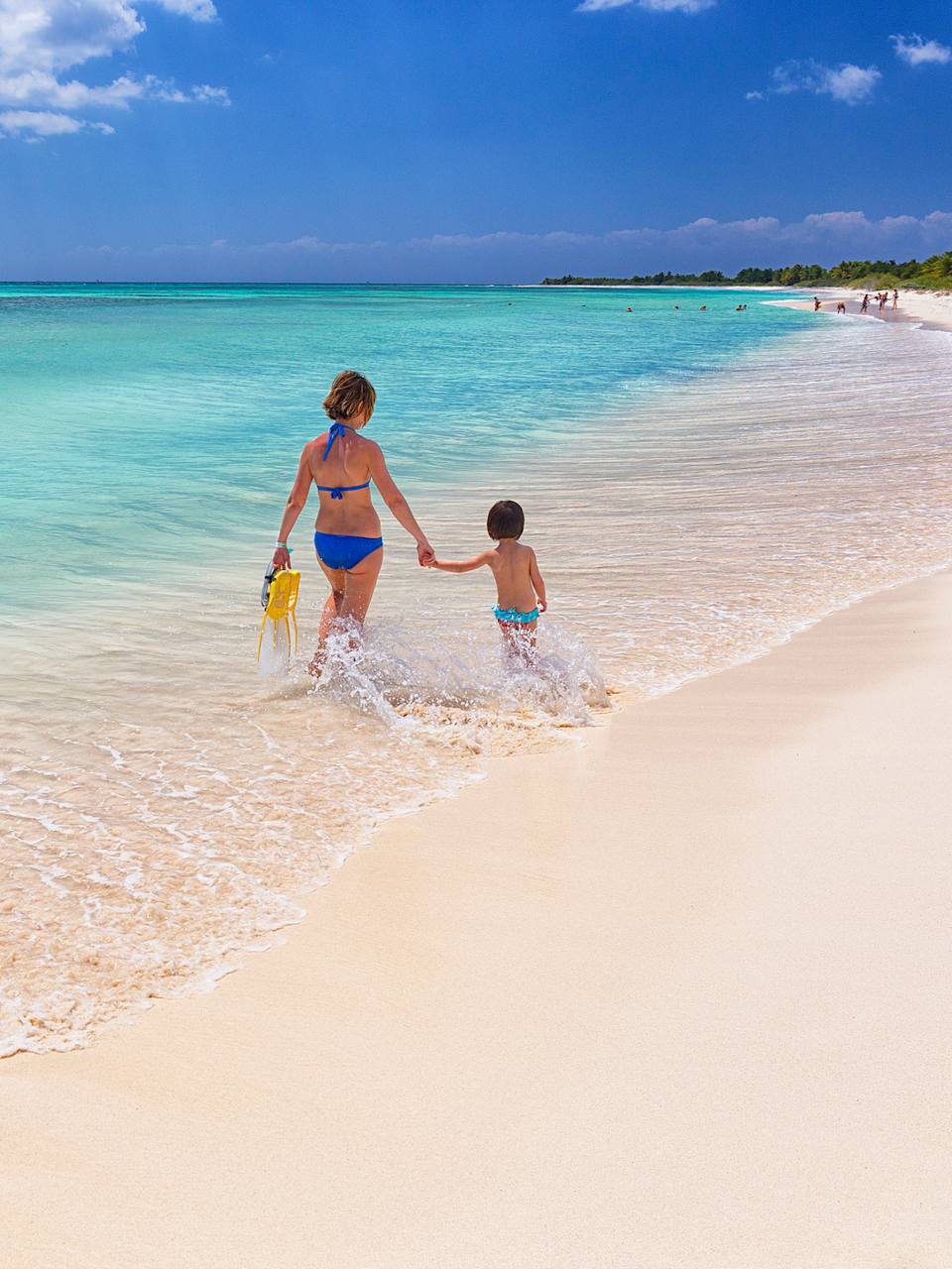 Mutter und Kind am Strand, Mexiko © David Santiago Garcia / Aurora Photos/Cavan via Getty Images