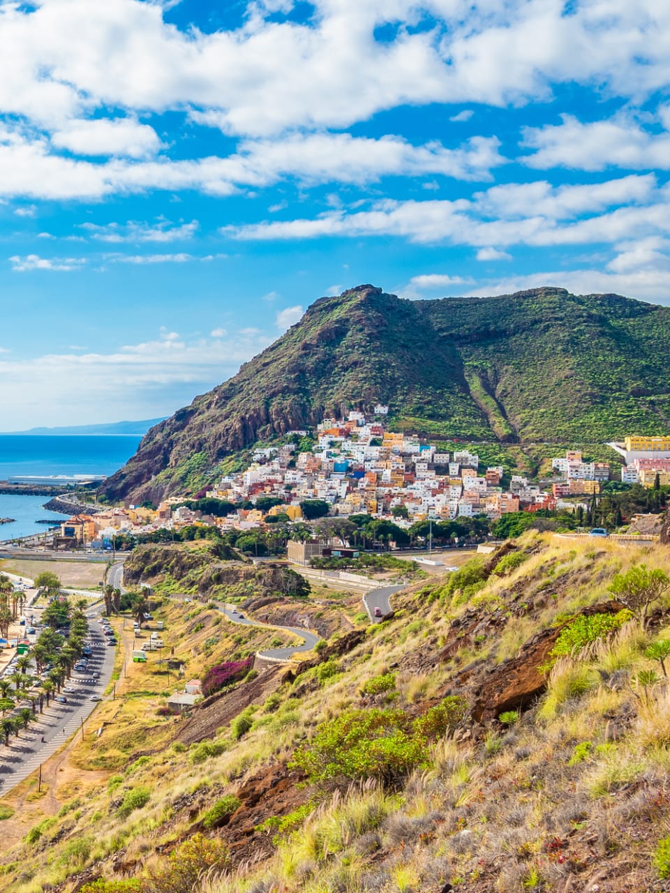 Strand Las Teresitas auf Teneriffa, Kanaren © iStock.com/Balate Dorin
