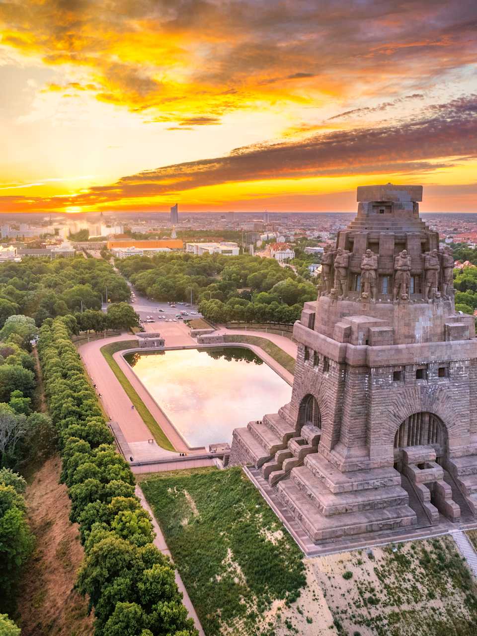 Blick über Leipzig vom Völkerschlachtsdenkmal © stock.adobe.com - Votimedia