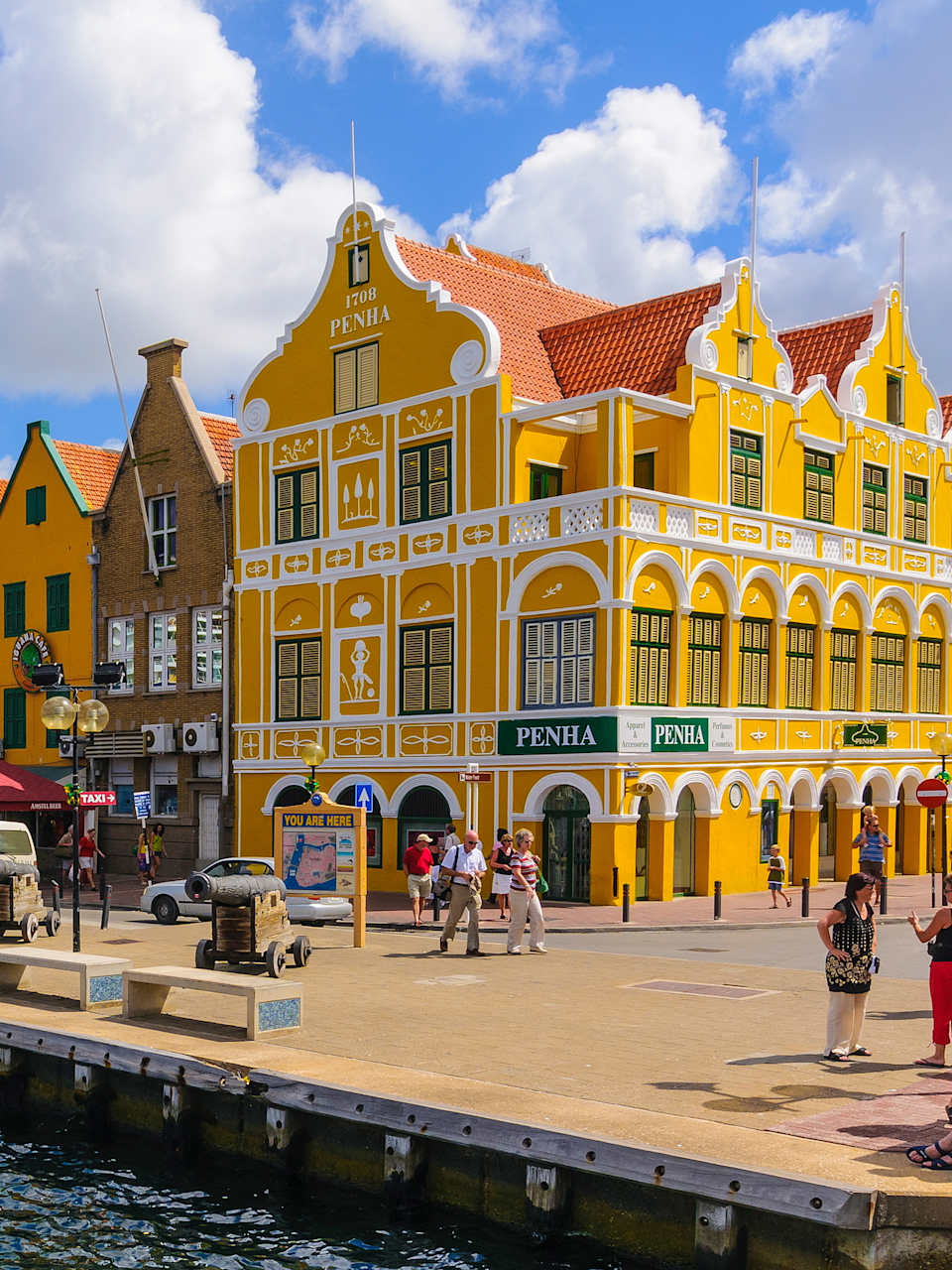 Willemstad, Curacao © Werner Bertsch/HUBER IMAGES