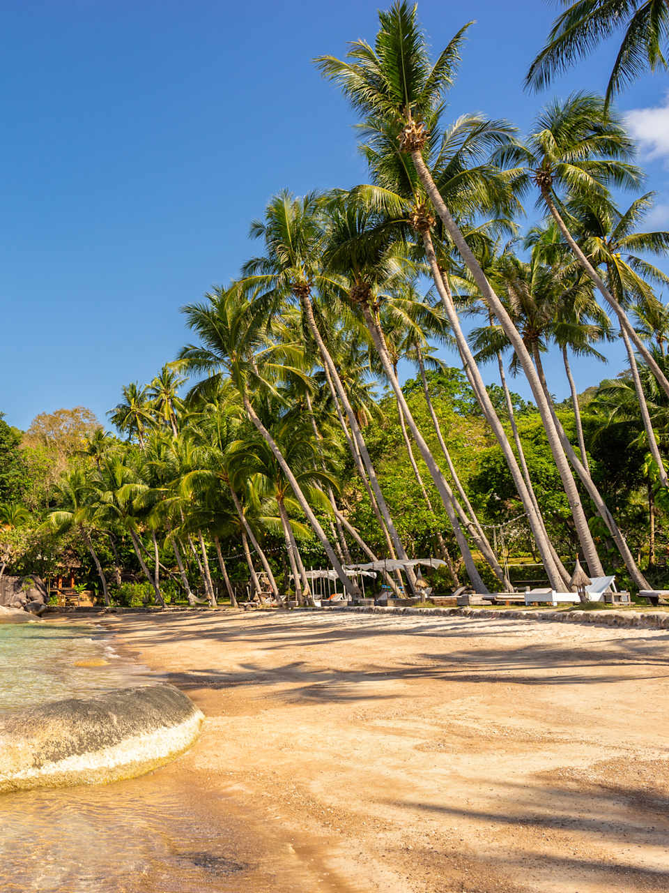 Sairee Beach auf der Insel Koh Tao in Thailand. © Drablenkov/iStock / Getty Images Plus via Getty Images