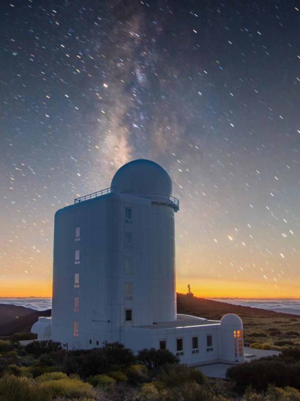 Auf Teneriffa kannst du die Nacht in ihrer ganzen Schönheit erleben. © istock/MikeMareen