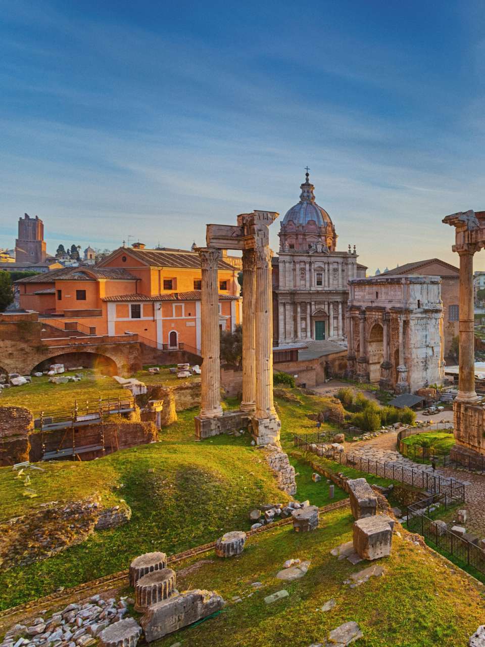 Forum Romanum, Rom, Italien © GettyImages - Peter Zelei Images