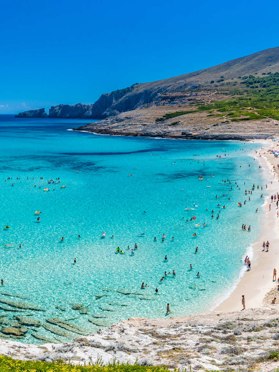 Schöner Sandstrand von Cala Mesquida, Mallorca, Balearen, Spanien