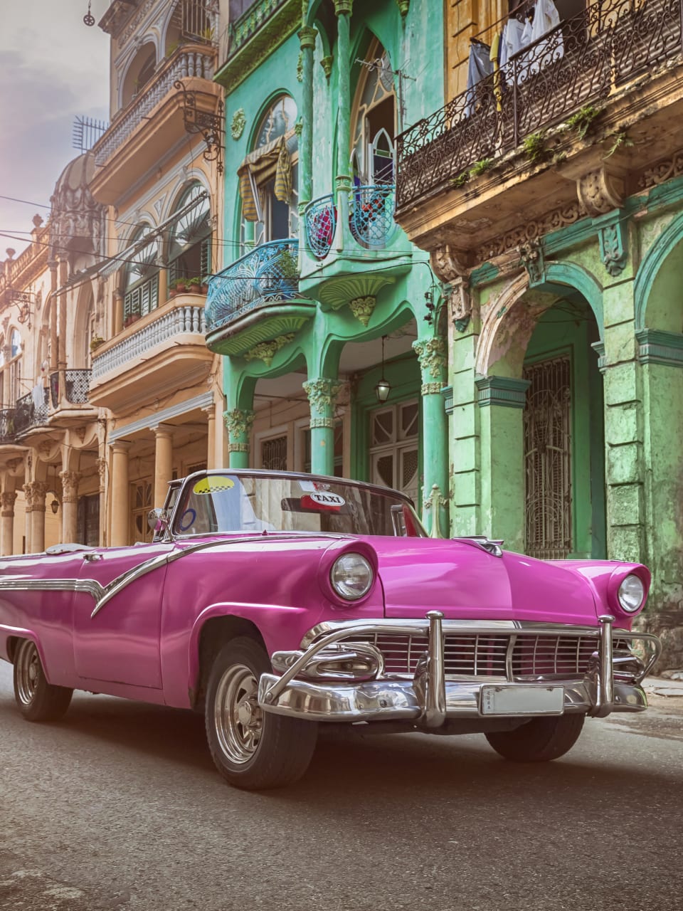 Oldtimer Cabrio in Havanna, Kuba