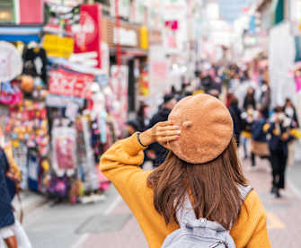 Takeshita Street, Tokio, Japan © stock.adobe.com - Kittiphan