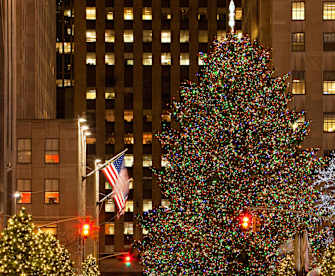 Blick auf den Weihnachtsbaum in New York City.