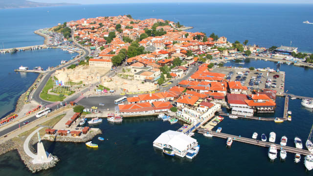 Luftaufnahme von Nessebar in Bulgarien.