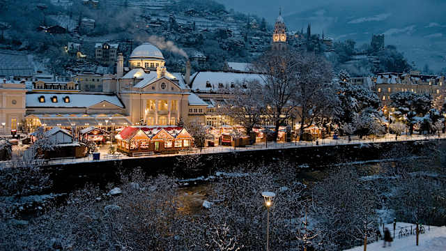 Weihnachtsmarkt in Meran, Südtirol, Italien
