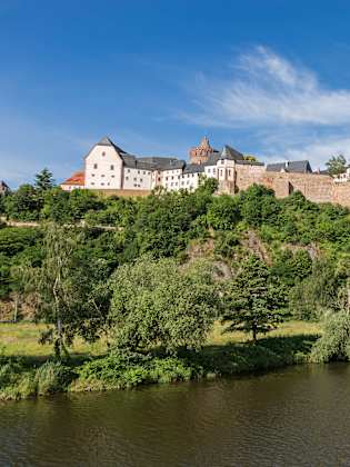Hoch über dem Fluss Mulde steht die Burg Mildenstein