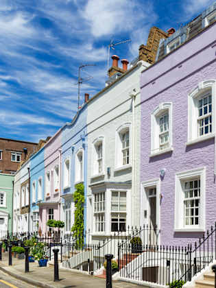 Die bunten Häuser in Chelsea, London, England © stock.adobe.com - Alex Segre