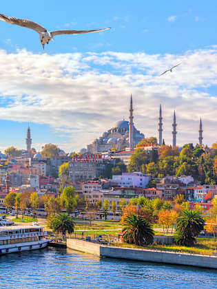 Hafen von Eminönü, Istanbul, Türkei © stock.adobe.com - AlexAnton