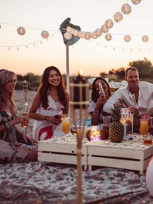 Strandparty, Türkei © stock.adobe.com - oneinchpunch