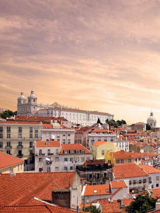 Lissabons romantische Altstadt bietet viele architektonische Schätze. © Phil_Good - stock.adobe.com