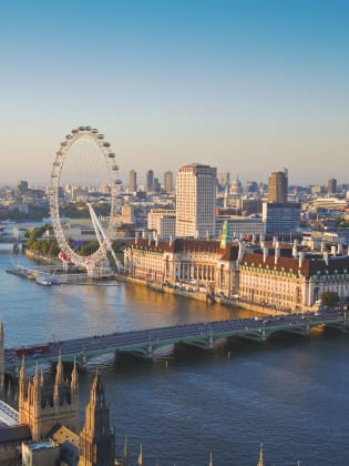 lick über London mit Big Ben und Riesenrad