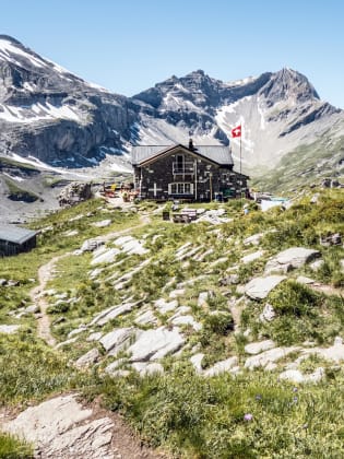 Eine Alphütte im Kanton Wallis, Schweiz © Markus Thoenen/iStock / Getty Images Plus via Getty Images