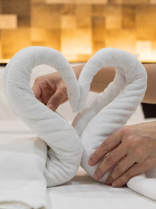 Handtuchfigur © shutterstock_1145708918