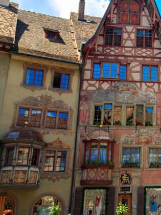 Die kunstvollen Fassaden in Stein am Rhein. © iStock via Getty/OlyaSolodenko