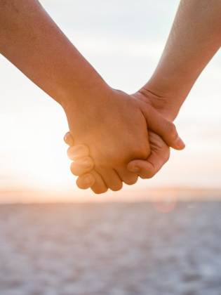 Liebe ist unabhängig vom Geschlecht. © istock/mavo