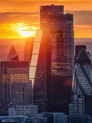 Deutsche, die nach London fliegen, müssen verpflichtend eine ETA, ein Visum oder einen anderen gültigen Aufenthaltsstatus haben. © iStock via Getty/SHansche