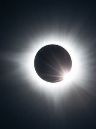 Die letzte totale Sonnenfinsternis über Kontinentaleuropa war 1999, im August ist es in Spanien wieder soweit. © Eric Openshaw/iStock via Getty Images