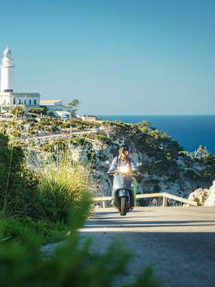 Geht gut voran – mit dem Motorroller auf Mallorca on tour beim Cap de Formentor