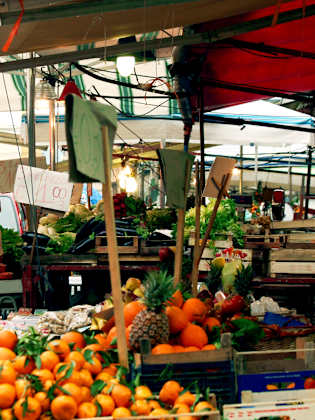 typischer sizilianischer Straßenmarkt, Palermo