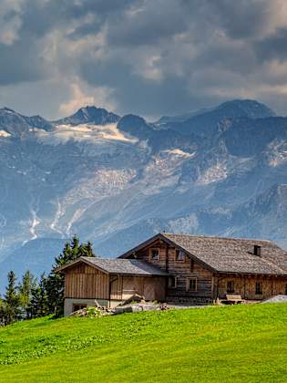 Gasteinertal im Salburger Land, Österreich ©shutterstock_1757047943