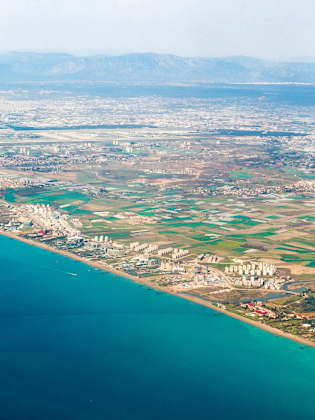 Kundu Beach, Antalya, Türkische Riviera © GettyImages