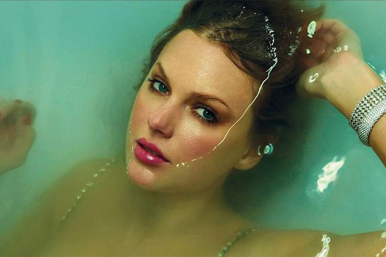 © Mert Alas & Marcus Piggot