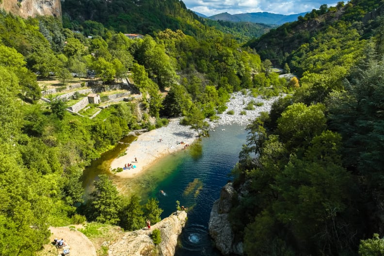 Département Ardèche in Frankreich © iStock/Getty Images - Pierrick Lemaret
