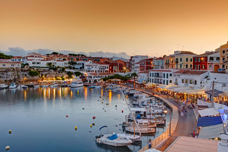 Es Castell, Menorca, Spanien © stock.adobe.com - Massimo Pizzotti