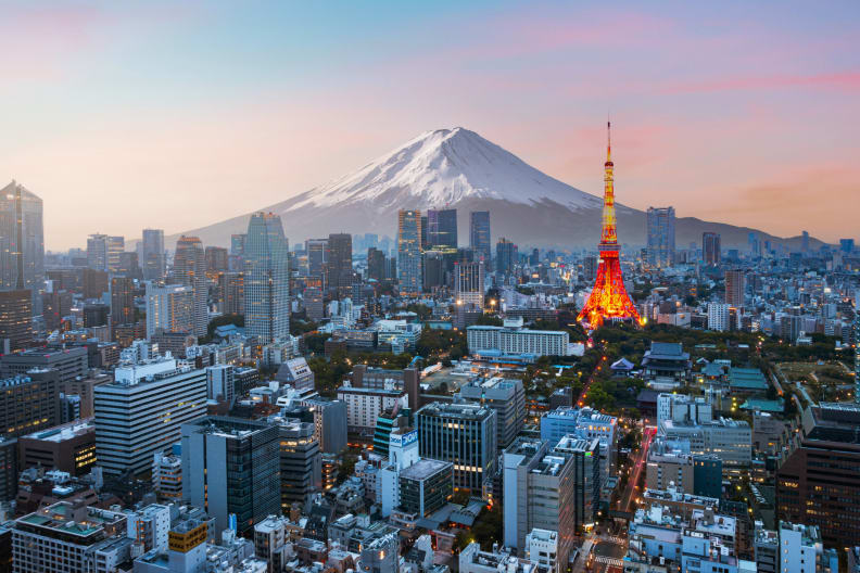 Mount Fuji, Tokyo, Japan © Jackyenjoyphotography/Moment via Getty Images