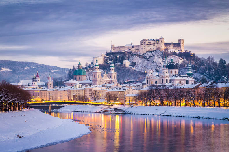 Salzburg im Winter © bluejayphoto/iStock / Getty Images Plus via Getty Images