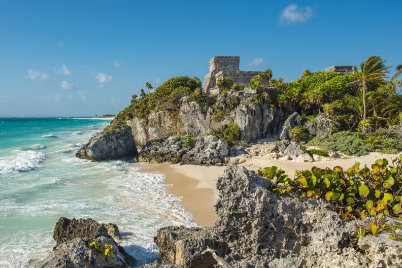 Strand und Meer in Tulum, Mexiko © SL_Photography/iStock / Getty Images Plus vis Getty Images