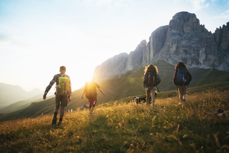Wandern in den Dolomiten ©piola666/E+ via Getty Images