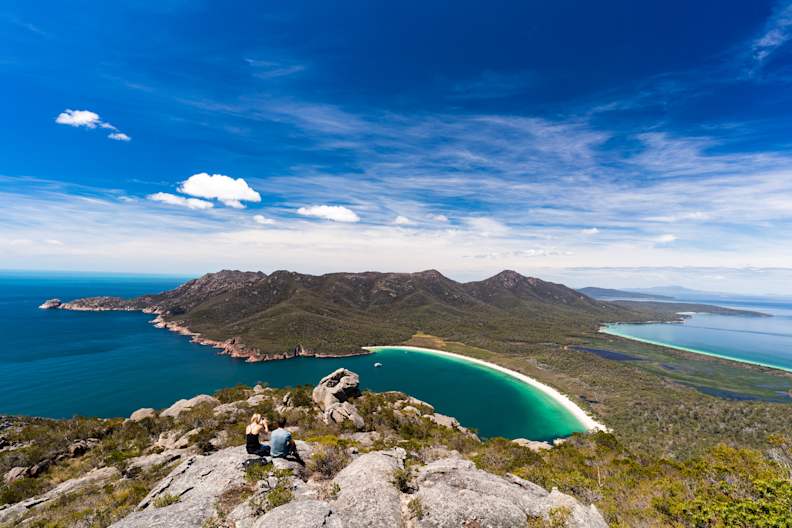 Wineglass Bay, Tasmanien © Nigel Killeen/Moment via Getty Images