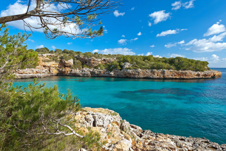 Bucht Cala Sa Nau, Mallorca, Spanien © Chris Seba/HUBER IMAGES