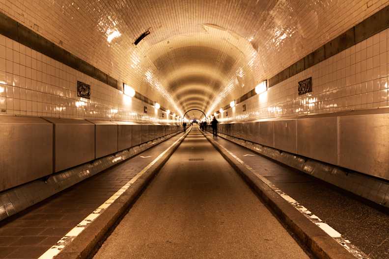 Alter Elbtunnel, Hamburg - St. Pauli
