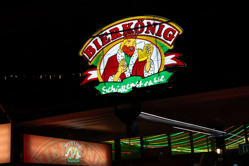 Schild vom Bierkönig auf Mallorca, Spanien