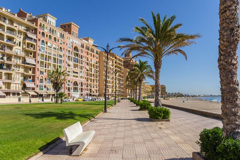 Promenade zu Port Saplaya, Valencia, Spanien